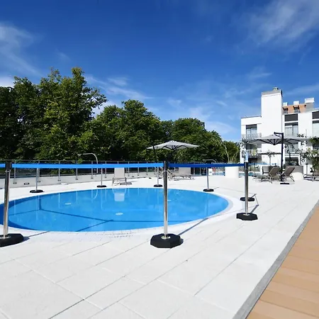 Navigator -lux Nadmorskie Tarasy Lägenhet *